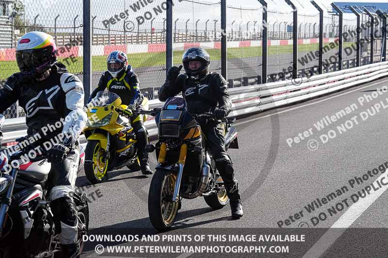 donington no limits trackday;donington park photographs;donington trackday photographs;no limits trackdays;peter wileman photography;trackday digital images;trackday photos